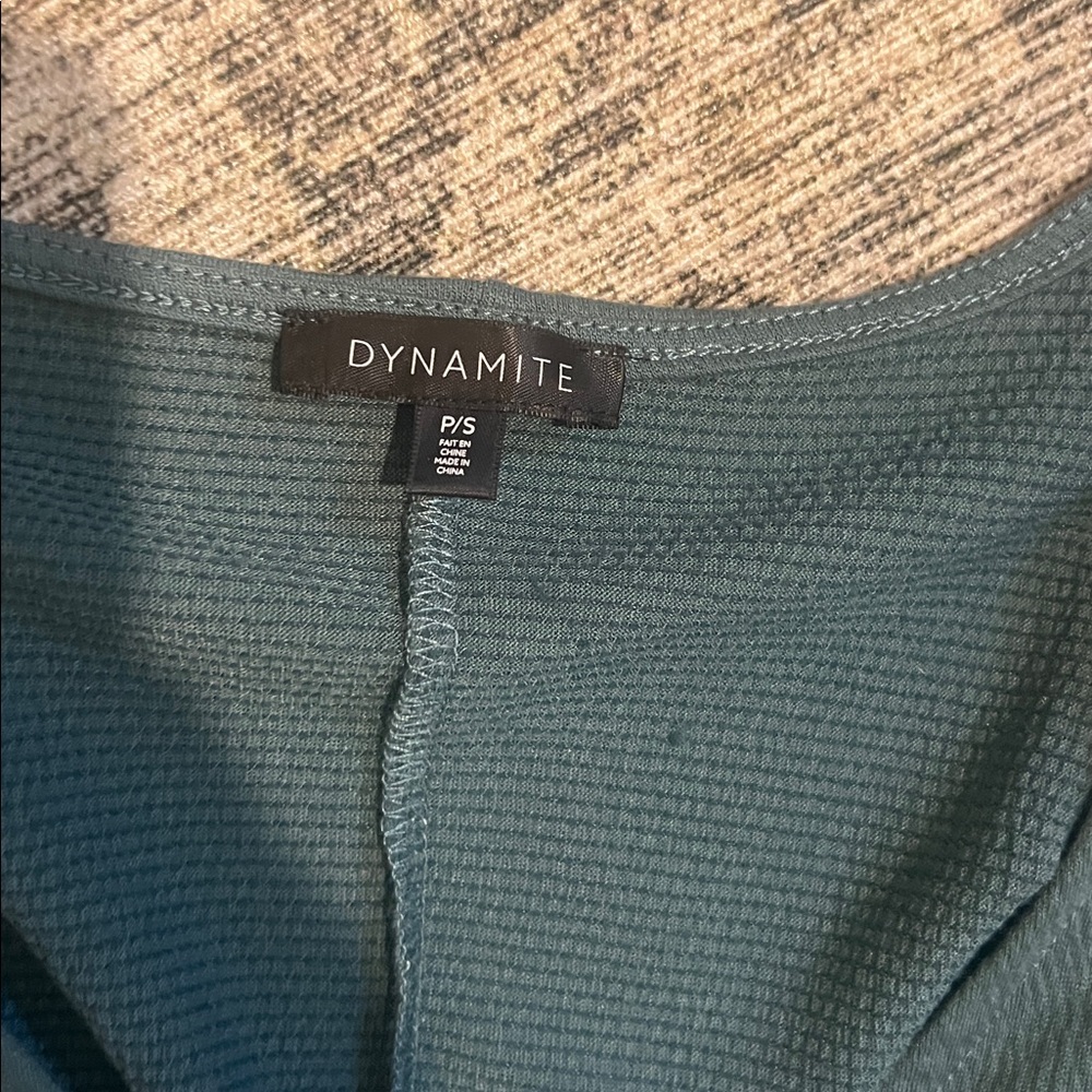 Dynamite Top - Picture 2 of 2